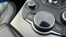 Alfa Romeo Stelvio 2.2 D 210 Speciale 5dr Auto Diesel Estate